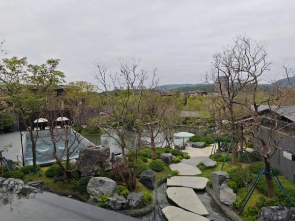 公富网配资 广州楼市成交量大涨！开发商把得房率卷到最高140%了……